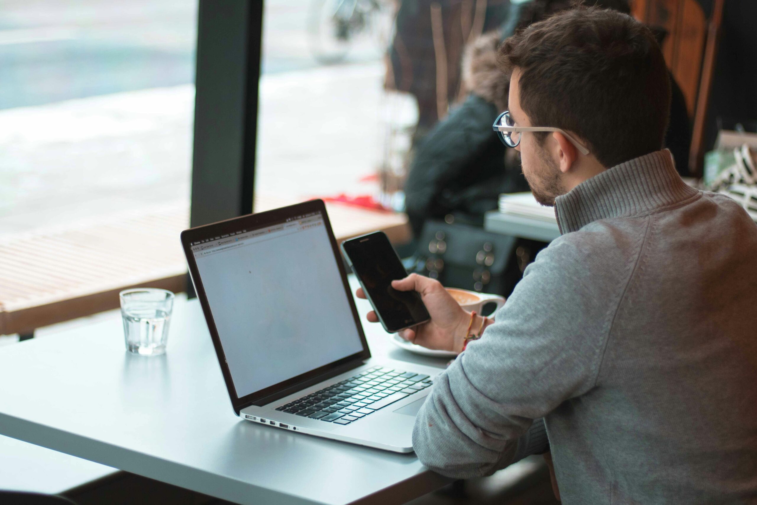 Google Ads vs. Facebook Ads: Where Should You Invest?